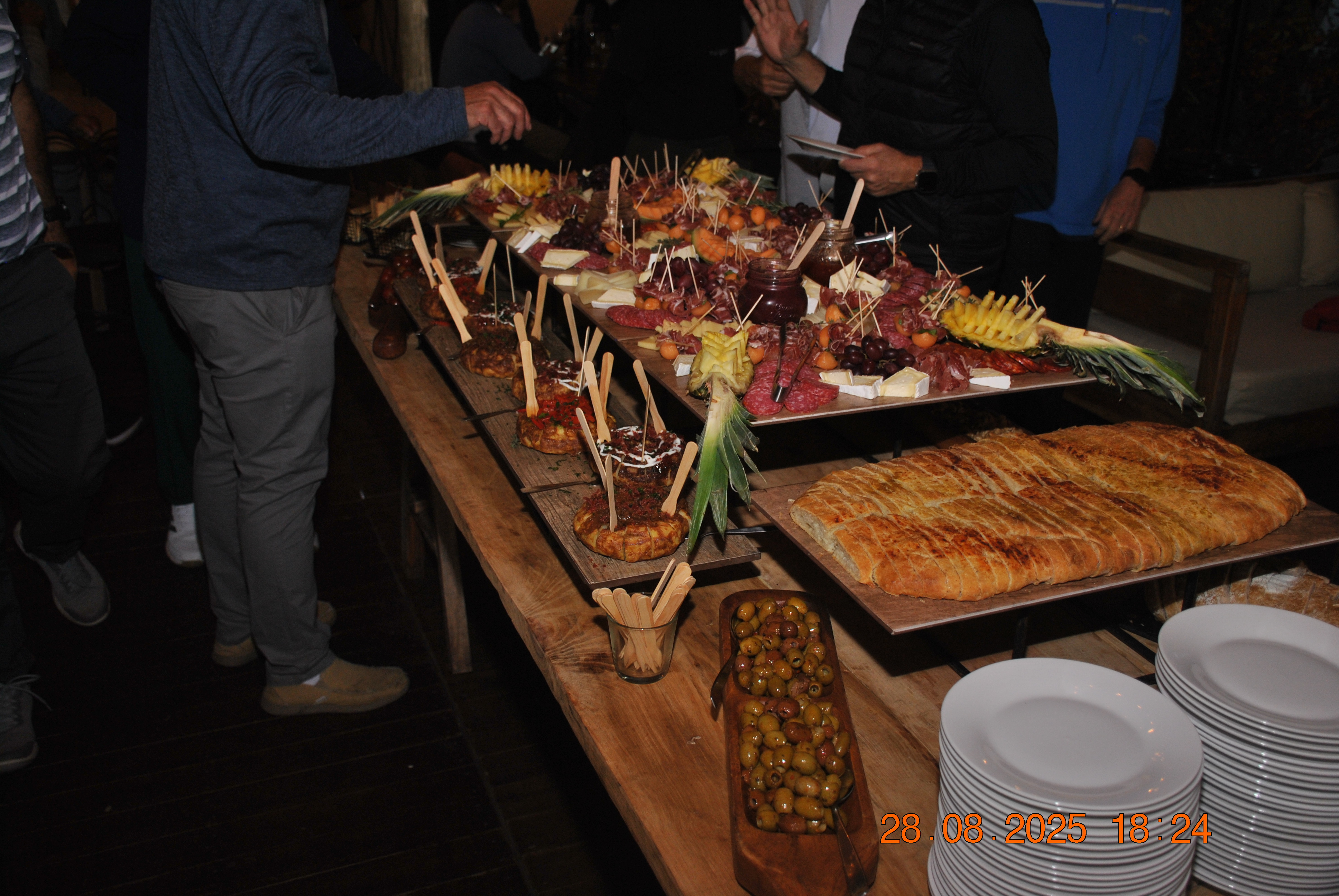 Así nos esperan en el Club House